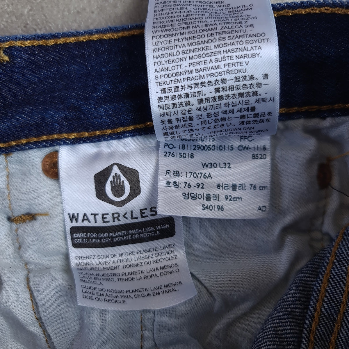 Levi's 501 Rinsed Indigo Jeans