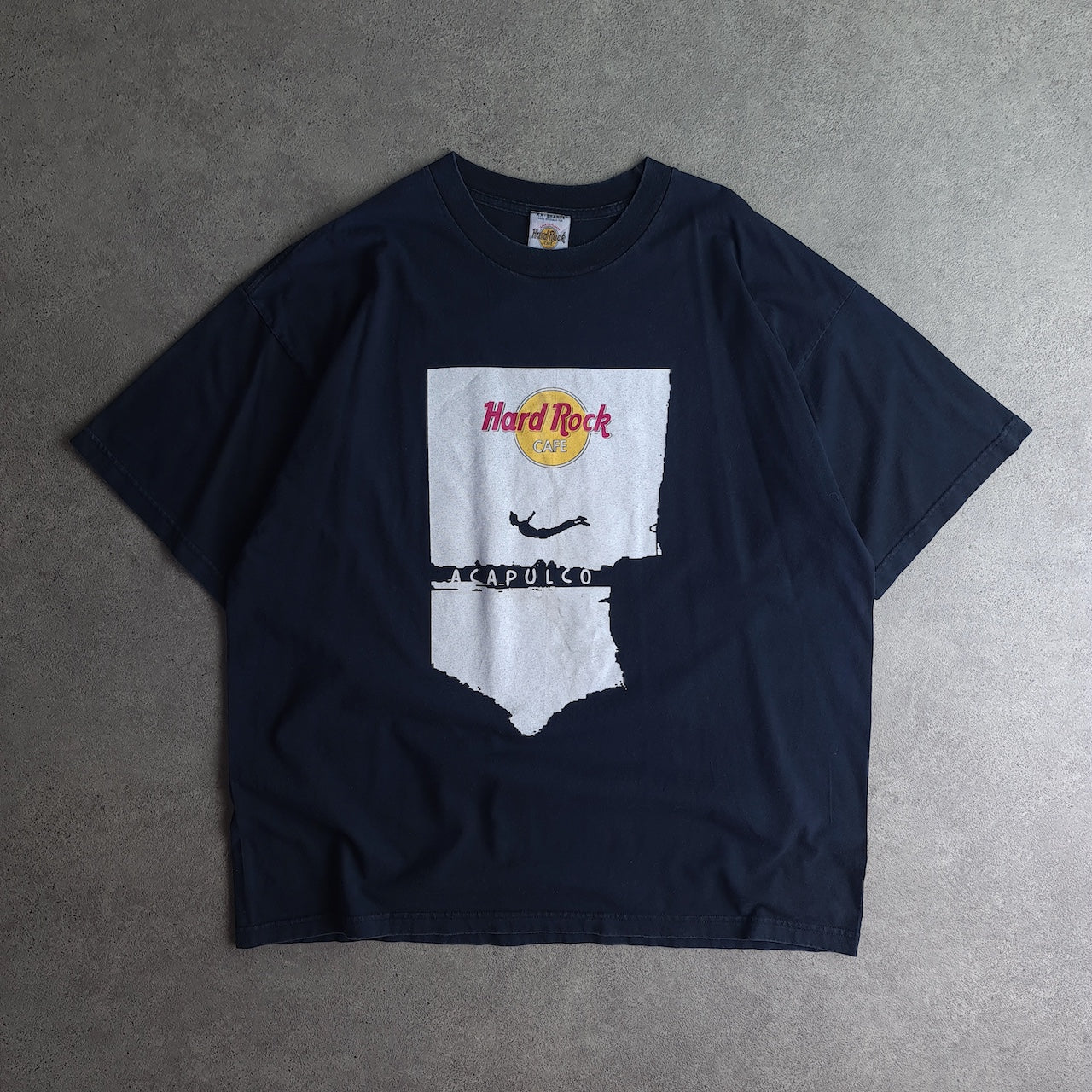 Vintage 90s Hard Rock Cafe Acapulco Graphic T-Shirt