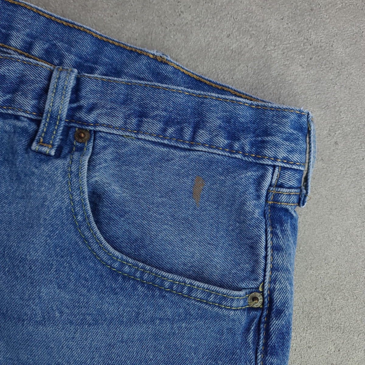 Levi's 501 Distressed Medium Wash Jeans
