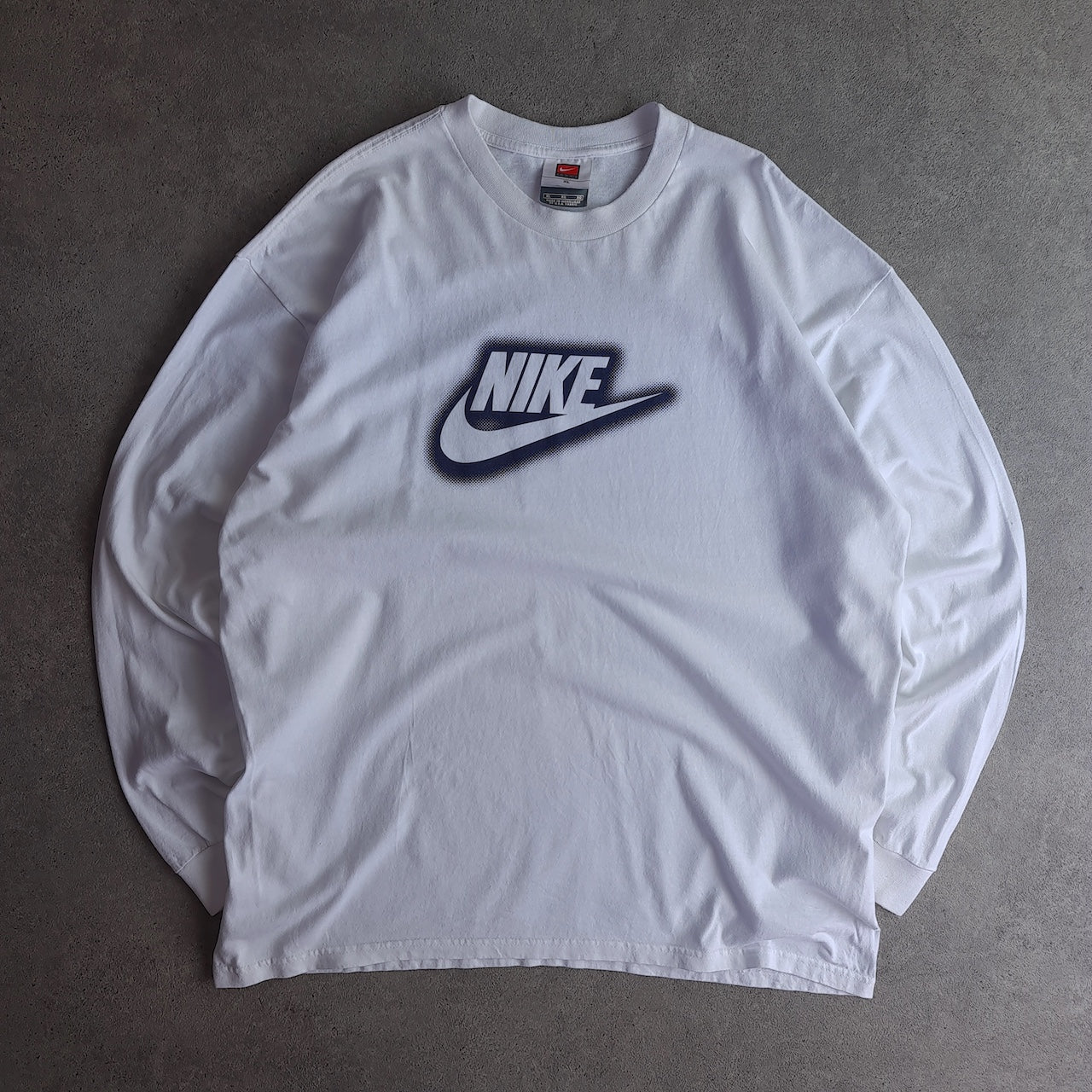 Y2K Nike Long Sleeve Graphic T-Shirt