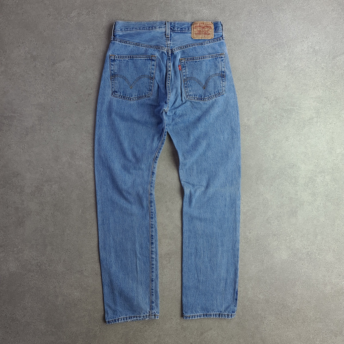 Y2K Levi's 501 Medium Stonewash Jeans