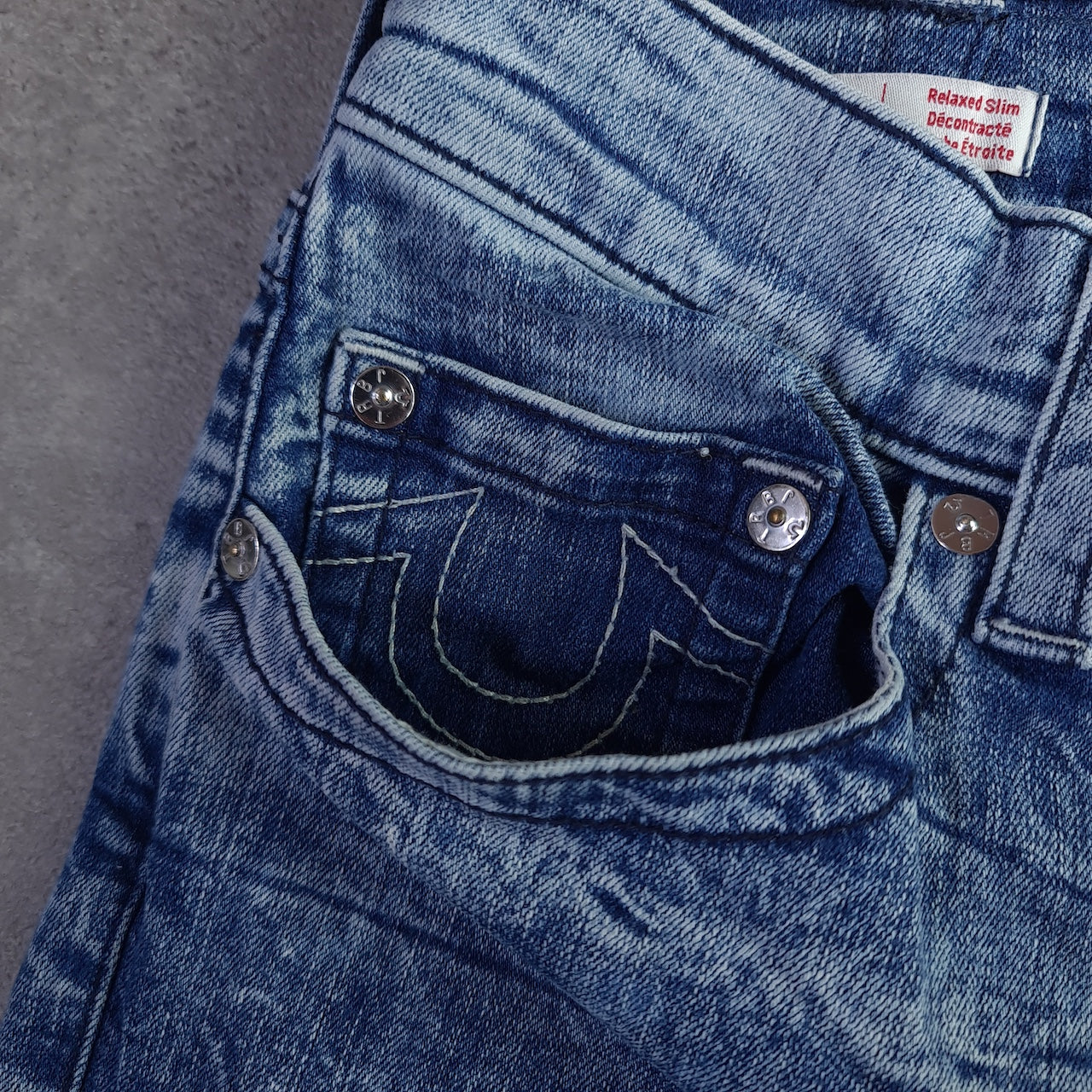 Y2K True Religion Geno Relaxed Slim Acid Wash Jeans