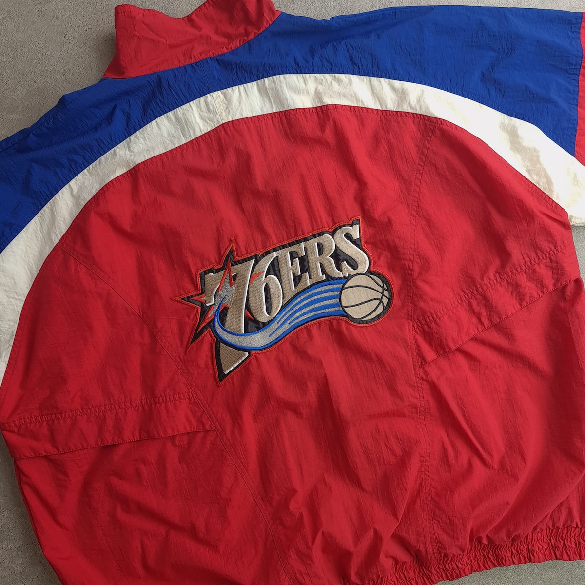 Vintage Reebok NBA philadelphia 76ers Jacket