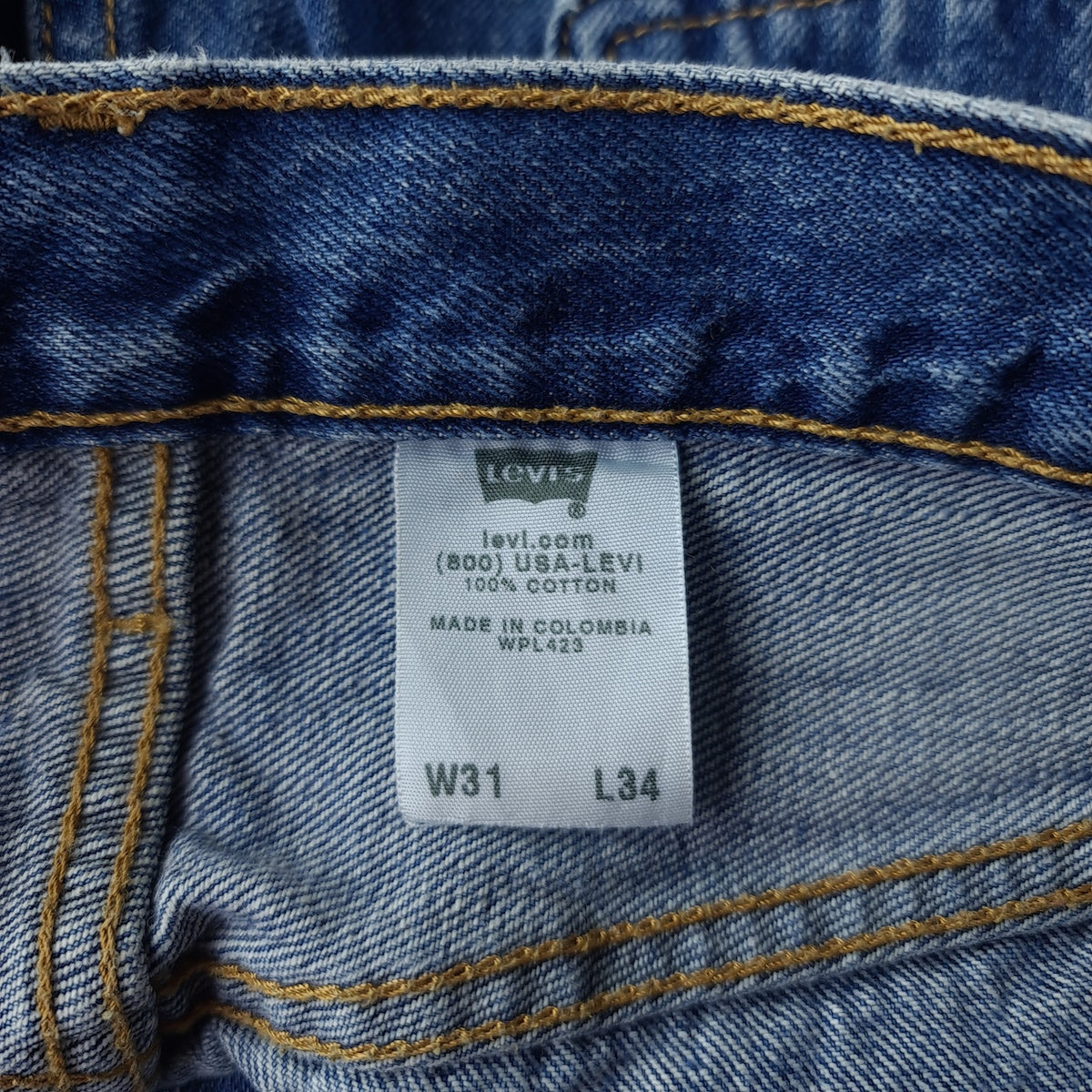 Y2K Levi's 501 Dark Stonewash Jeans