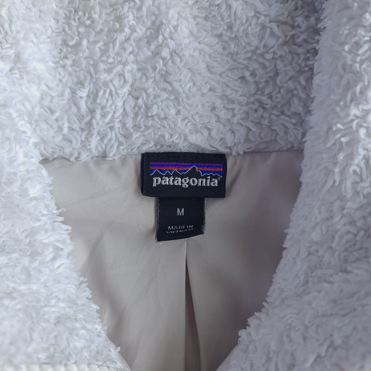 Patagonia Fitted Sherpa Fleece Jacket