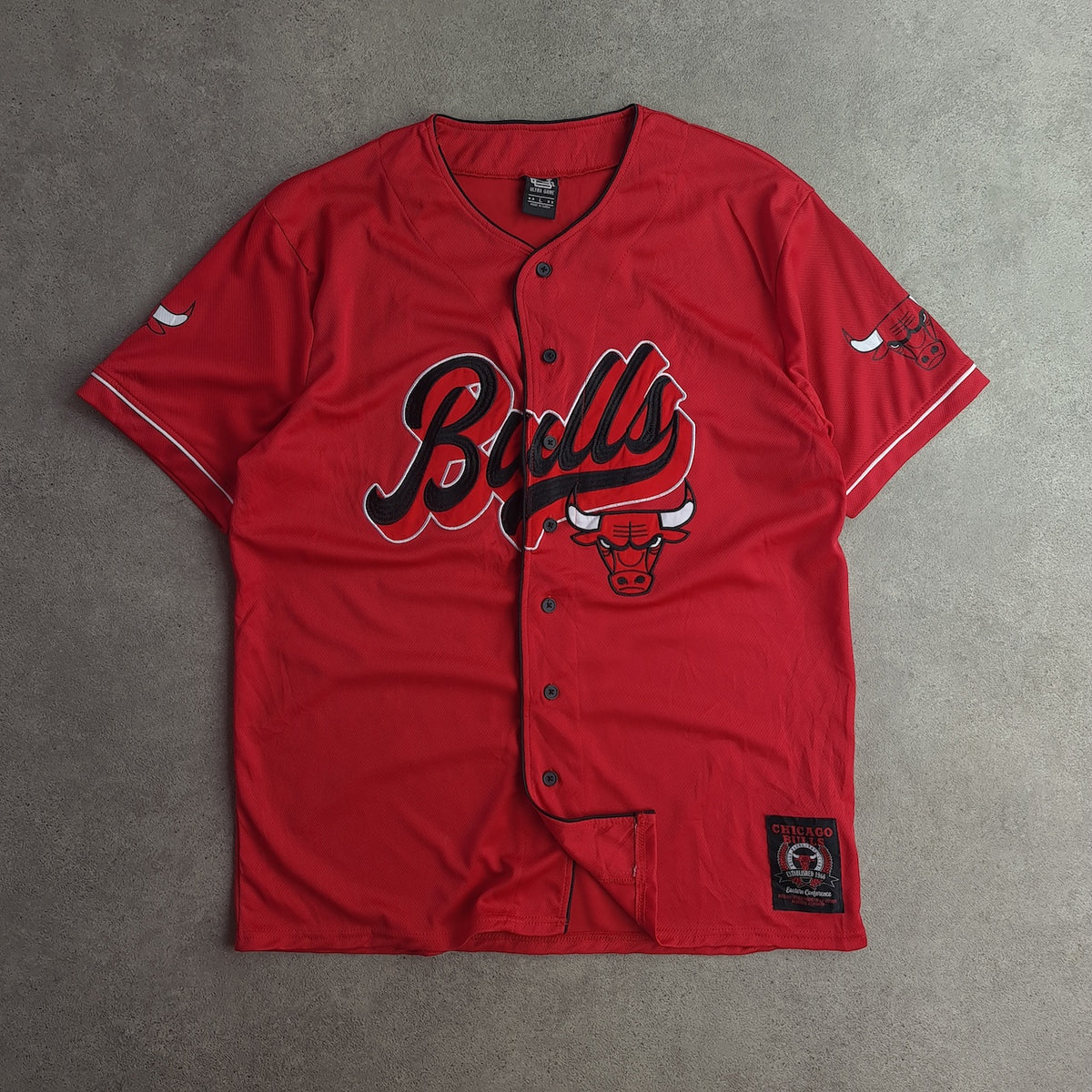 Chicago Bulls Ultra Game Button Up Baseball Shirt