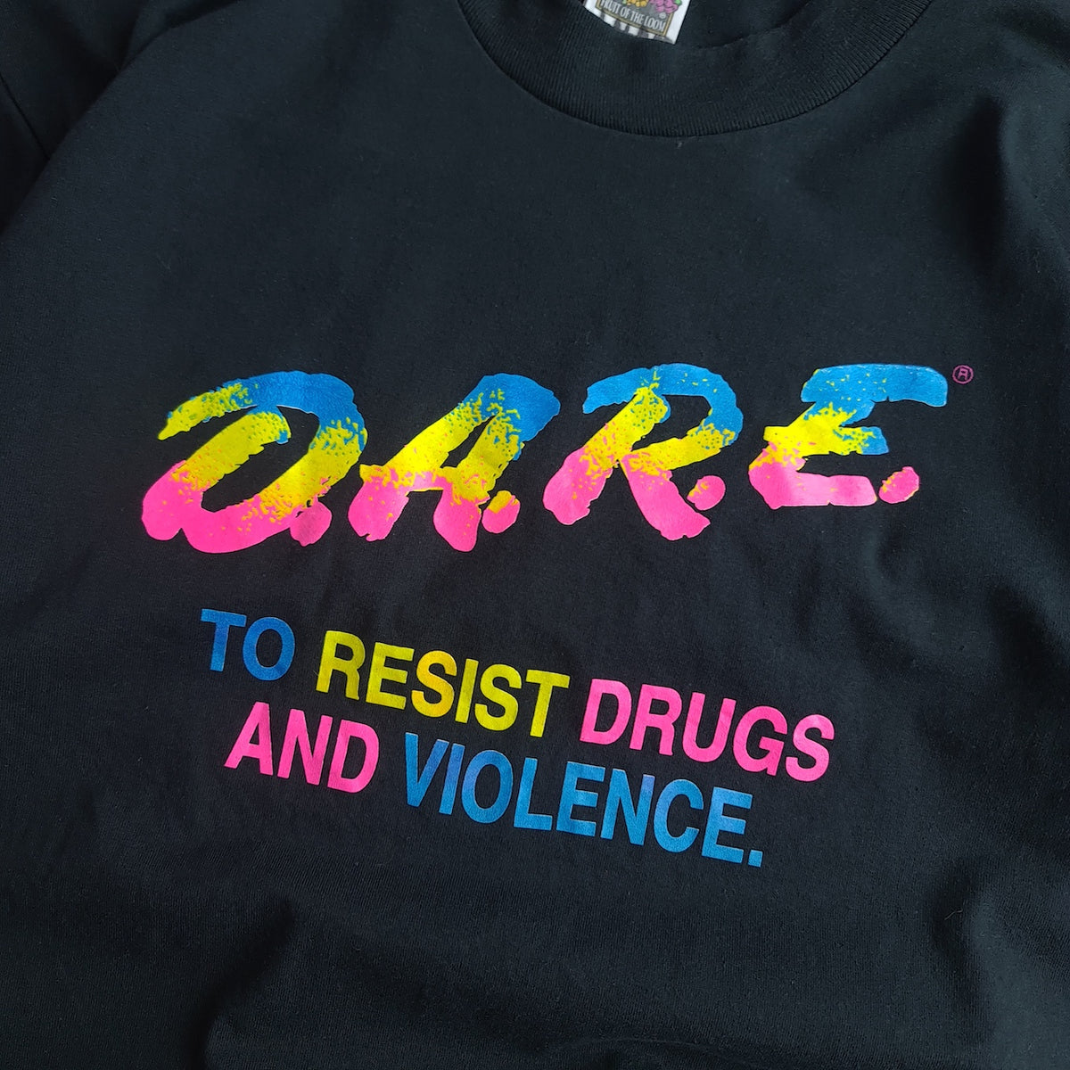 Vintage 90s D.A.R.E Rainbow T-shirt