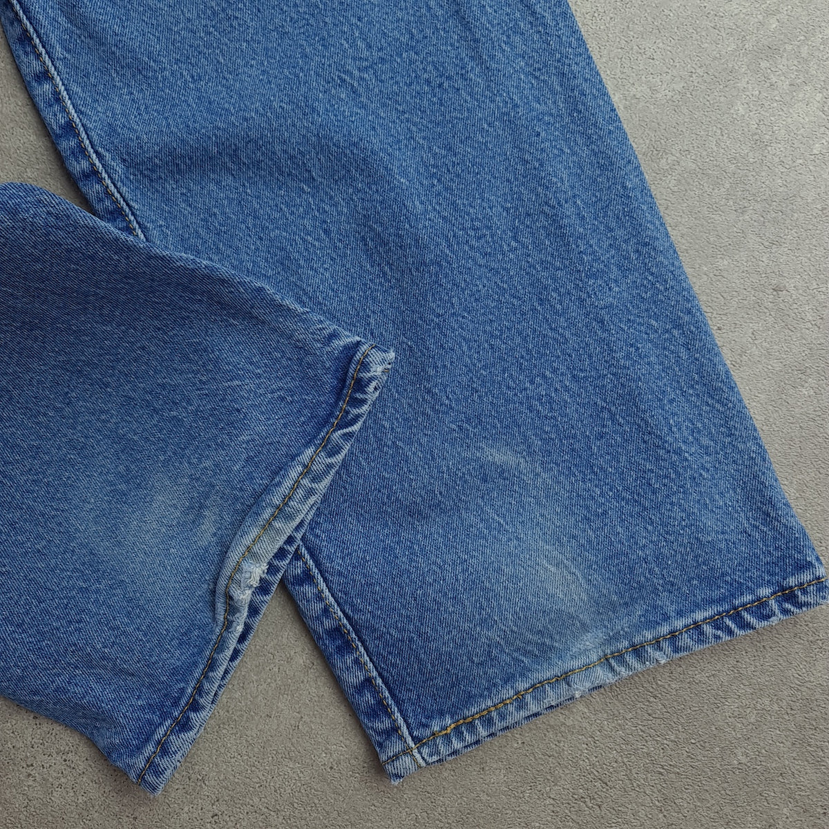 Levi's 501 Distressed Medium Wash Jeans