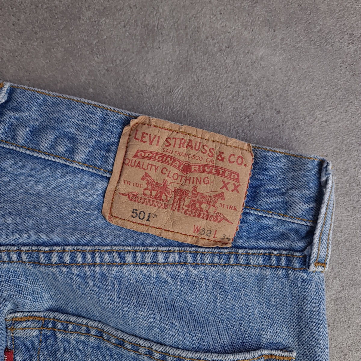 Y2K Levi's 501 Light Wash Jeans