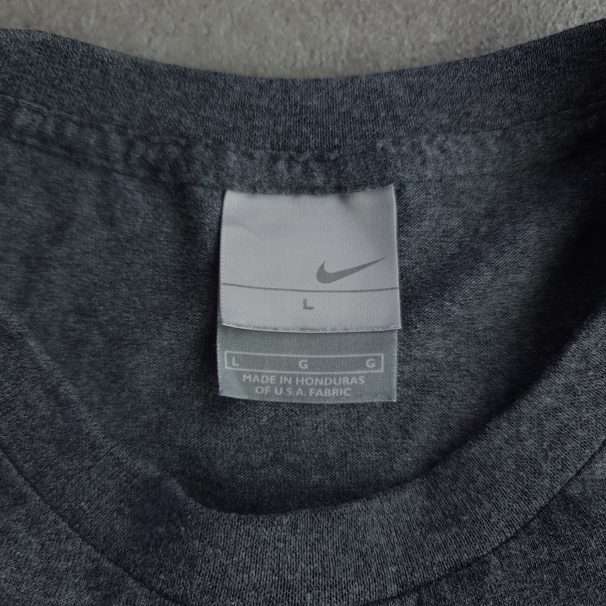 Y2K Nike Small Tick T-Shirt