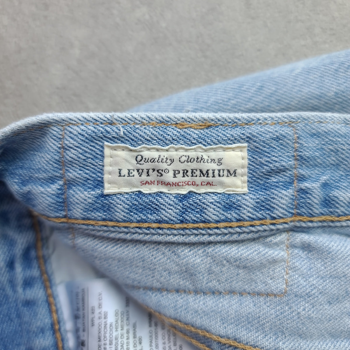 Levi's 501 Light Wash Jeans
