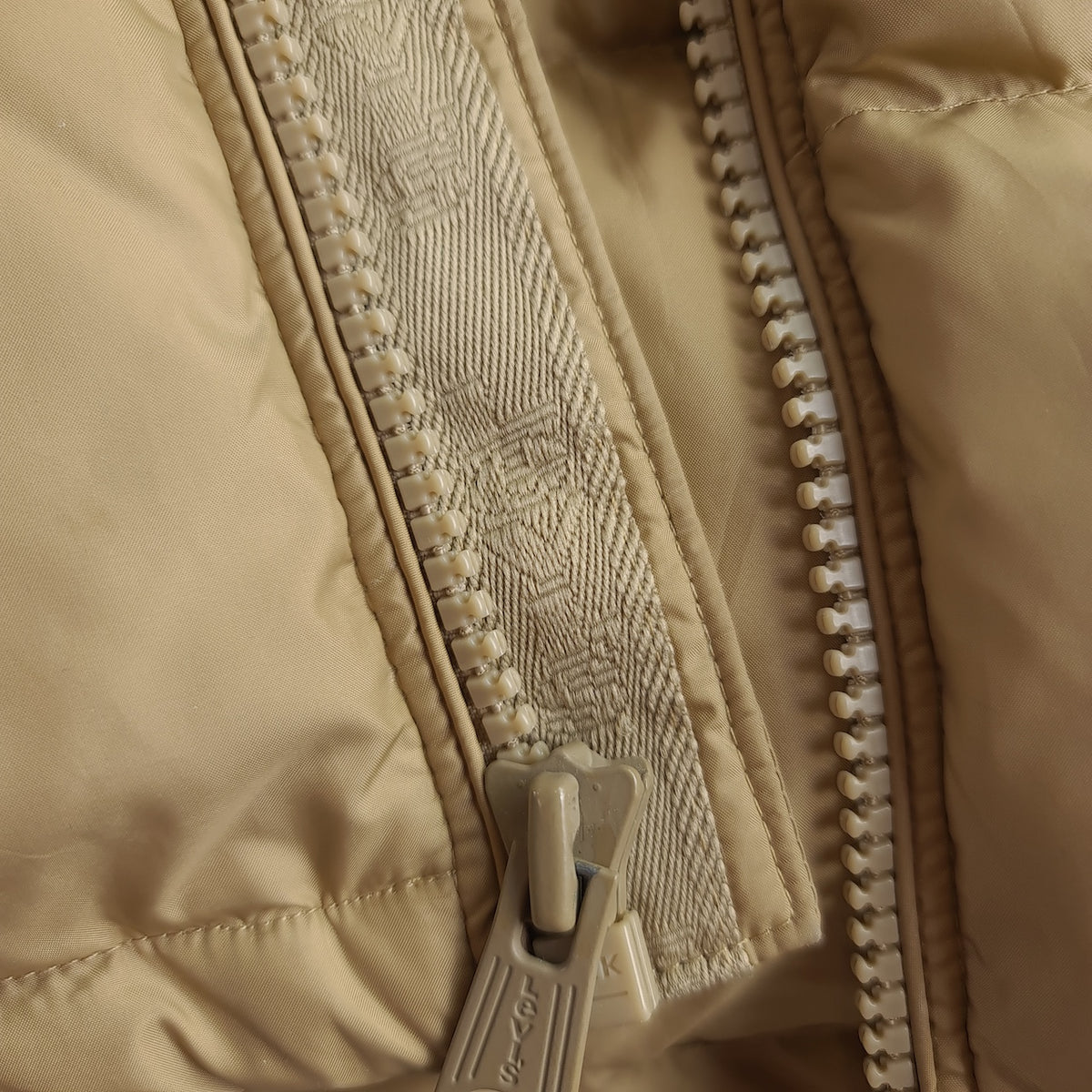 Levi's Performance Duck Down Water Repellent Puffer Jacket