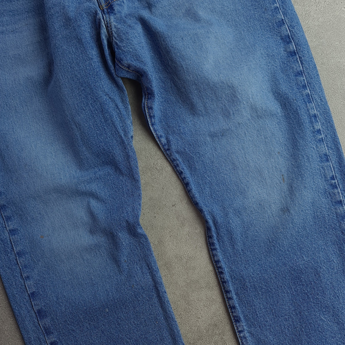 Levi's 501 Distressed Medium Wash Jeans