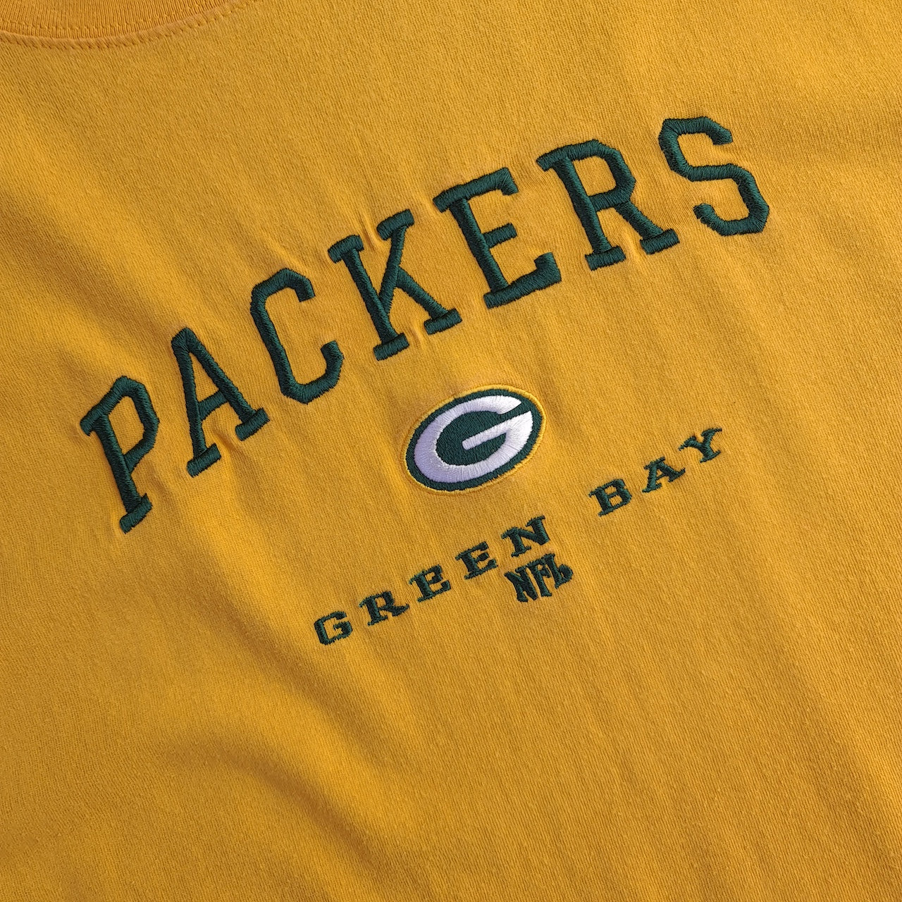 Vintage Green Bay Packers Embroidered T-Shirt
