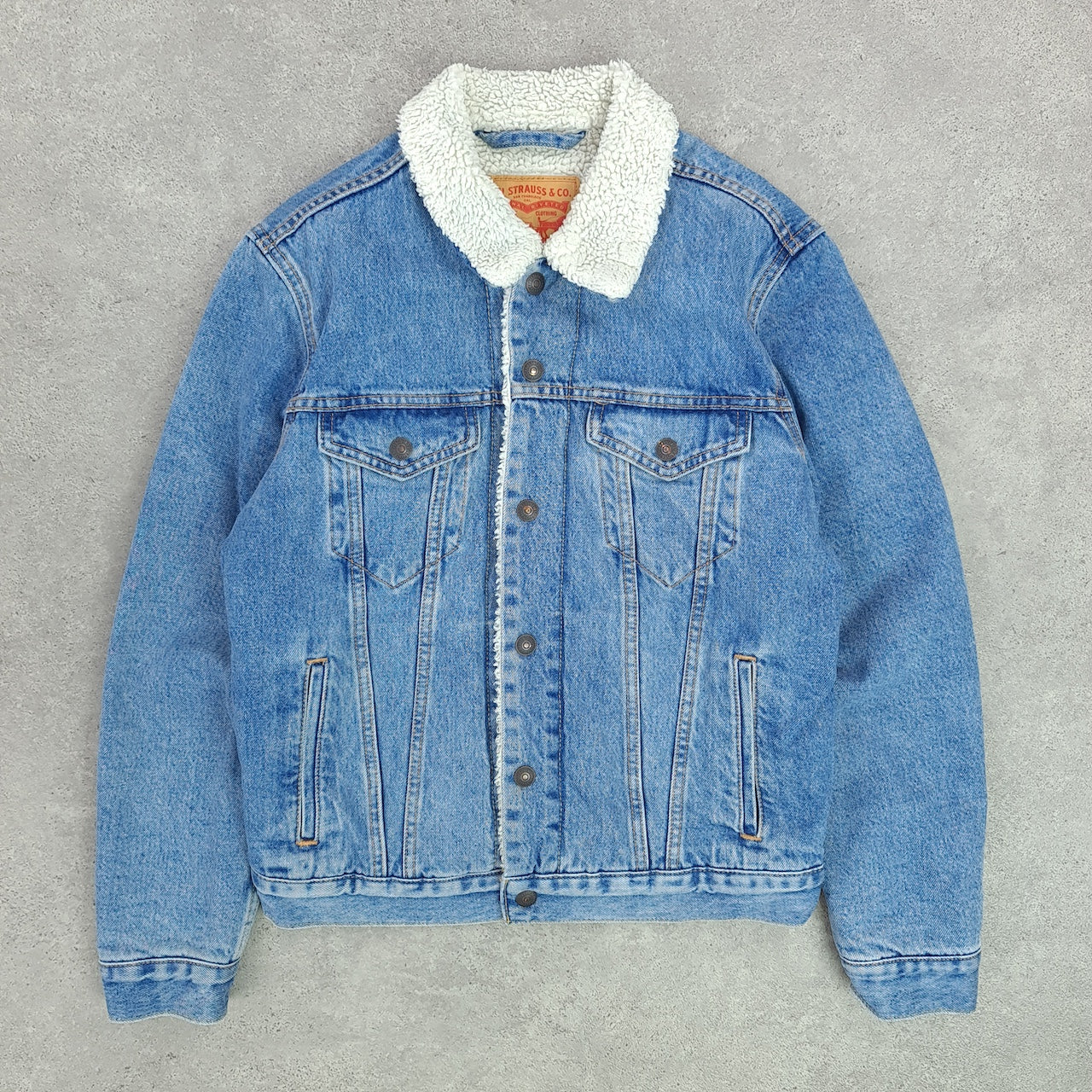 LEVIS Sherpa Lined Denim Jacket