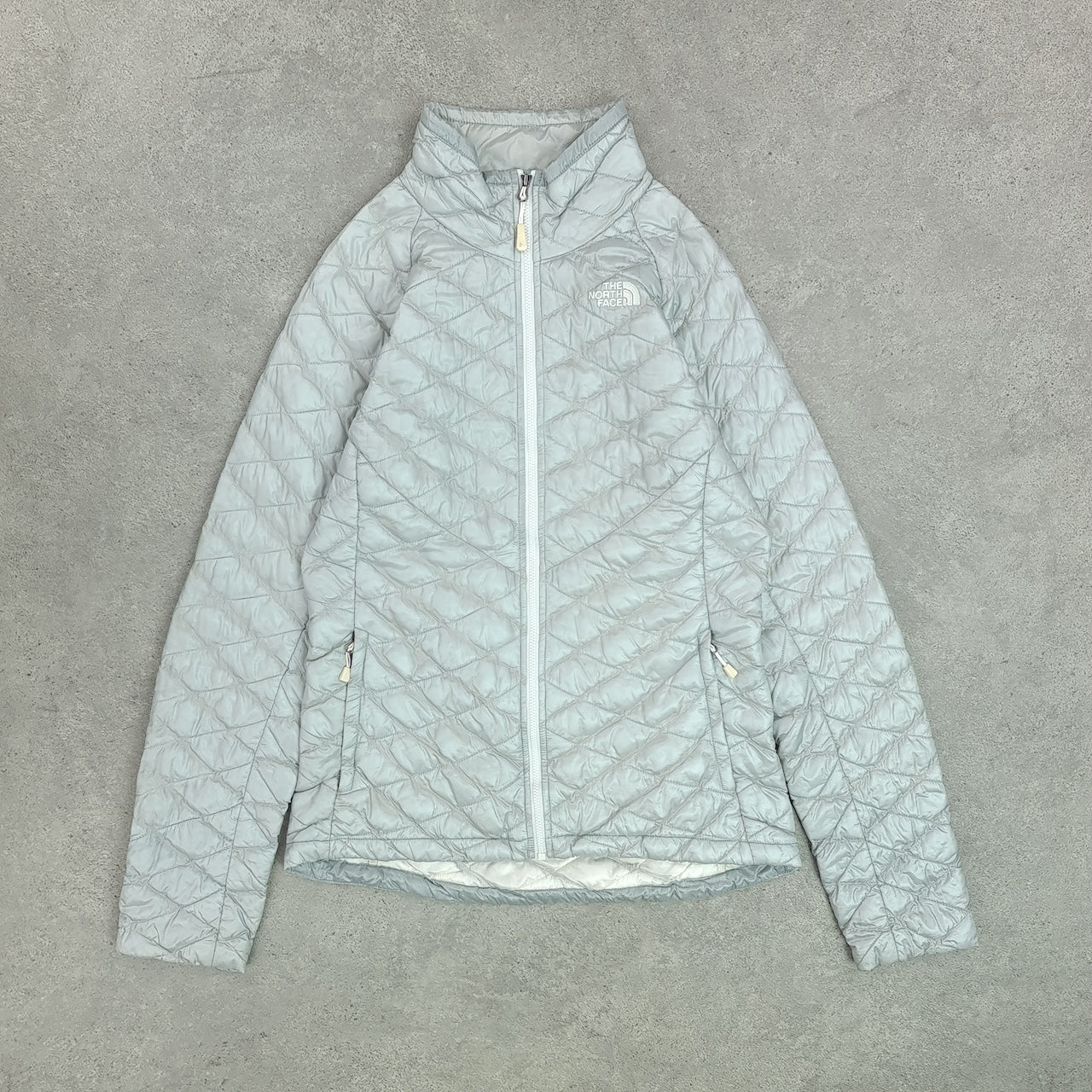 THE NORTH FACE Thermoball Puffer Jacket