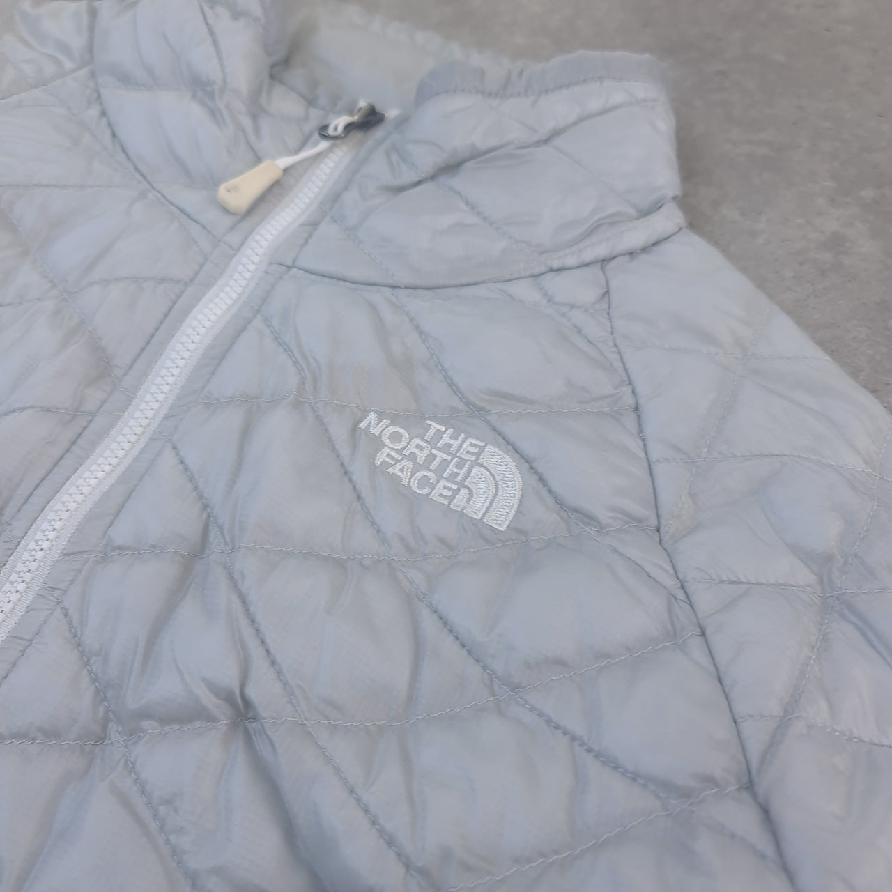 THE NORTH FACE Thermoball Puffer Jacket