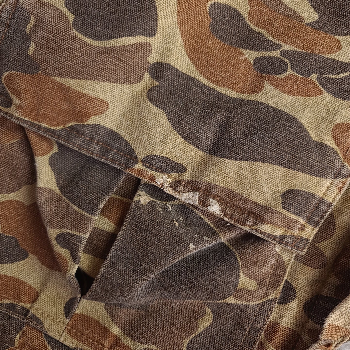 80s Carhartt CT123 Thinsulate Camo Workwear Jacket