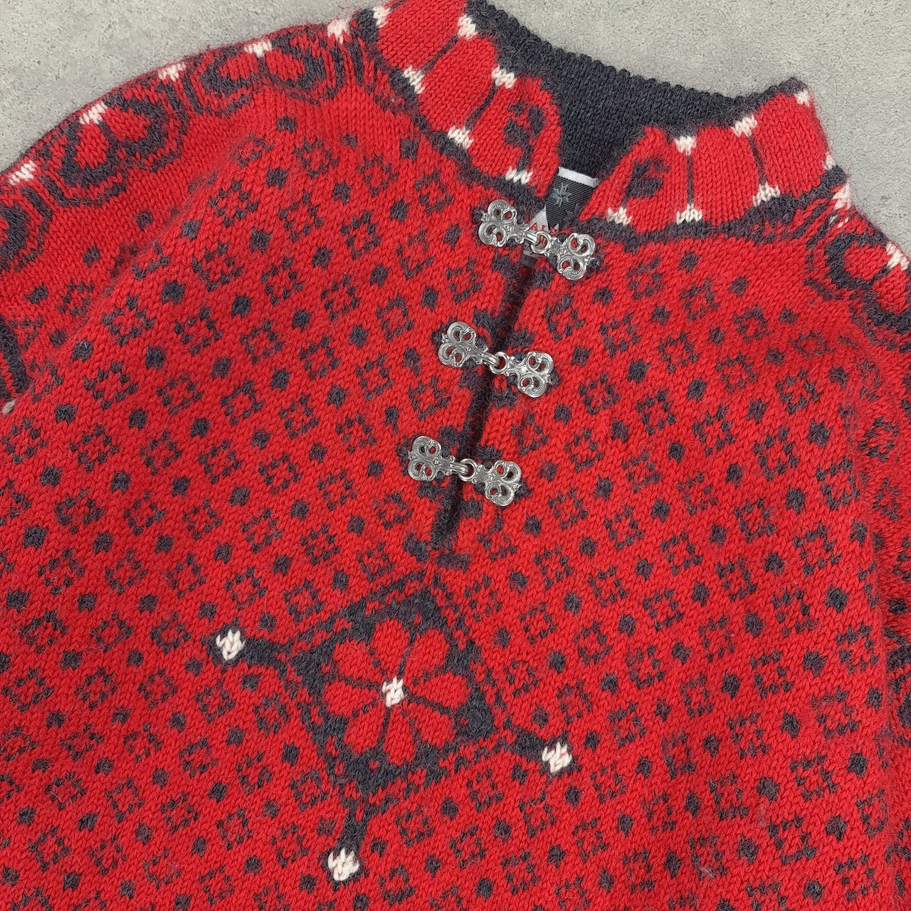 DALE OF NORWAY Setesdal Wool Sweater