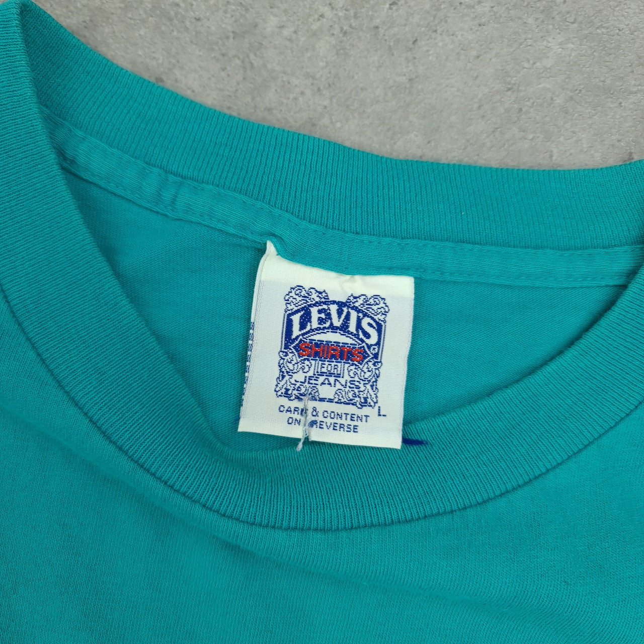 LEVIS 501 Button Your Shorts T-Shirt
