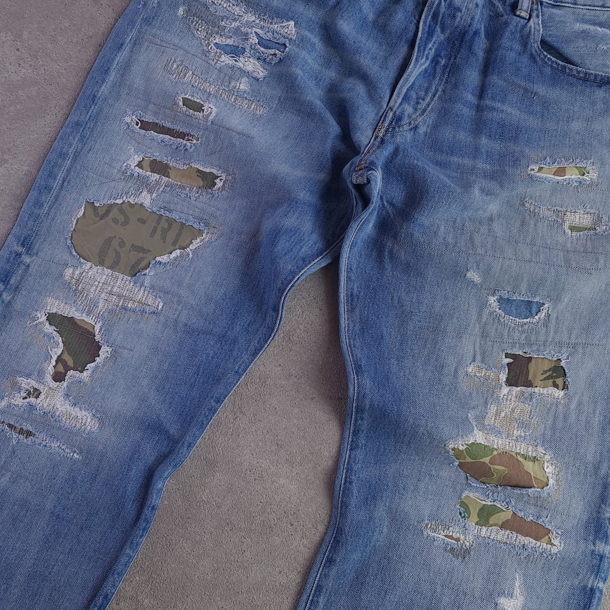 Polo Ralph Lauren Classic Fit Distressed Camo Jeans