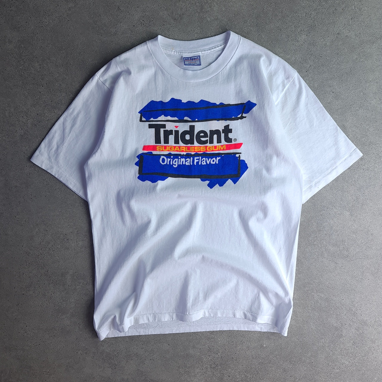 Vintage MTV Beach Trident Gum Back Print T-Shirt
