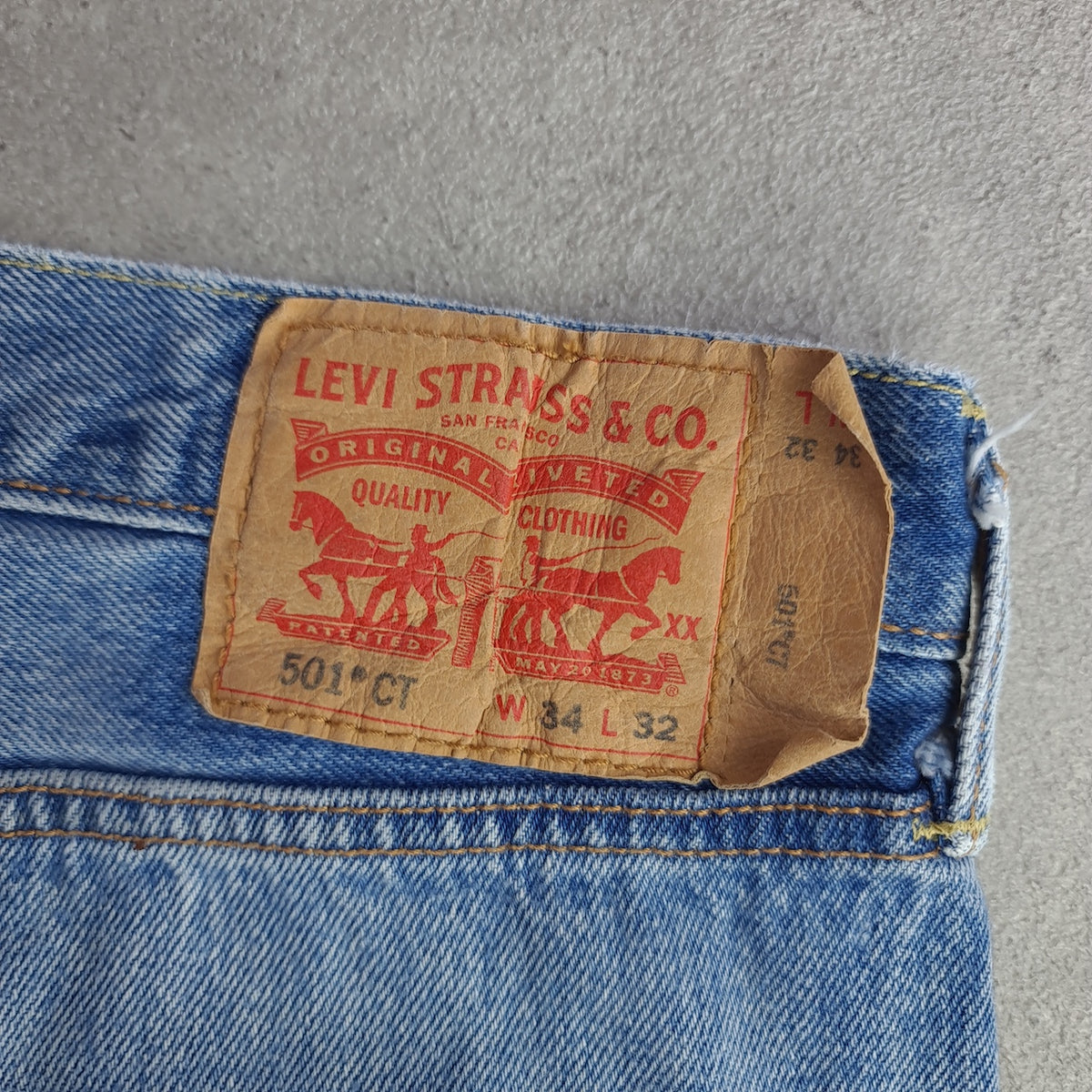 Levi's 501 CT Tapered Fit Jeans