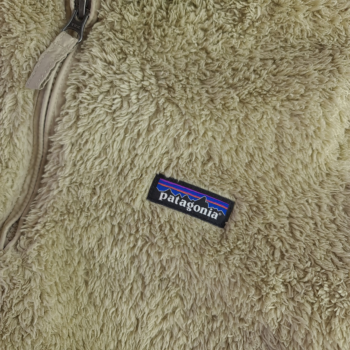 Patagonia Women's Teddy Sherpa 1/4 Zip Pile Fleece Pullover