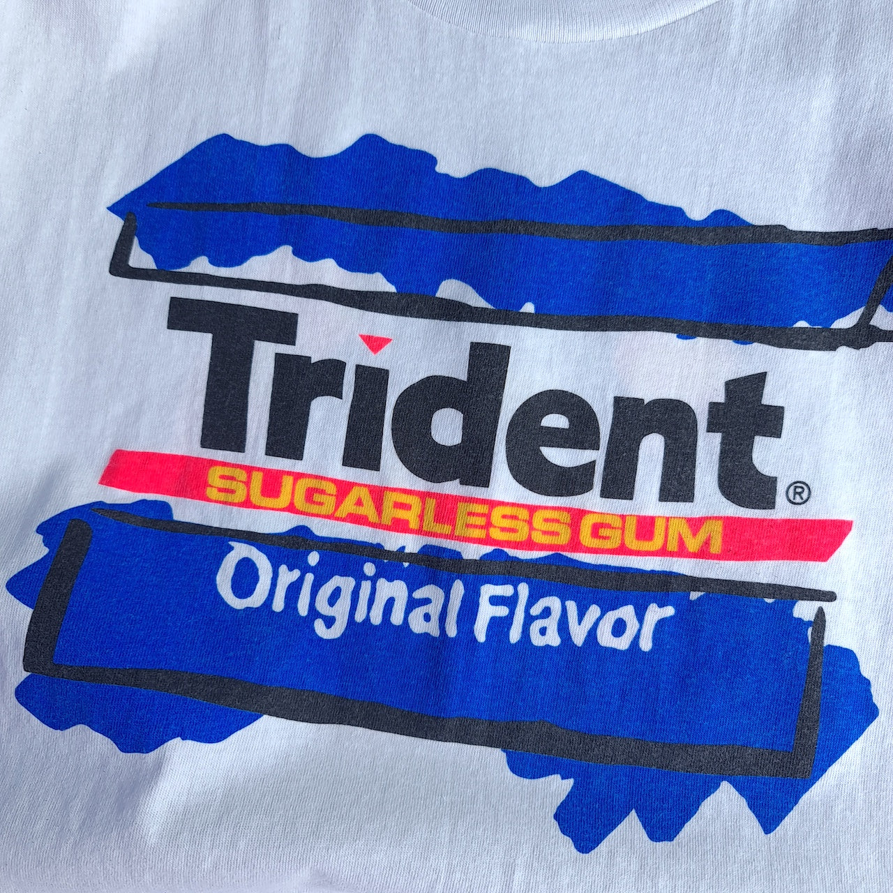 Vintage MTV Beach Trident Gum Back Print T-Shirt