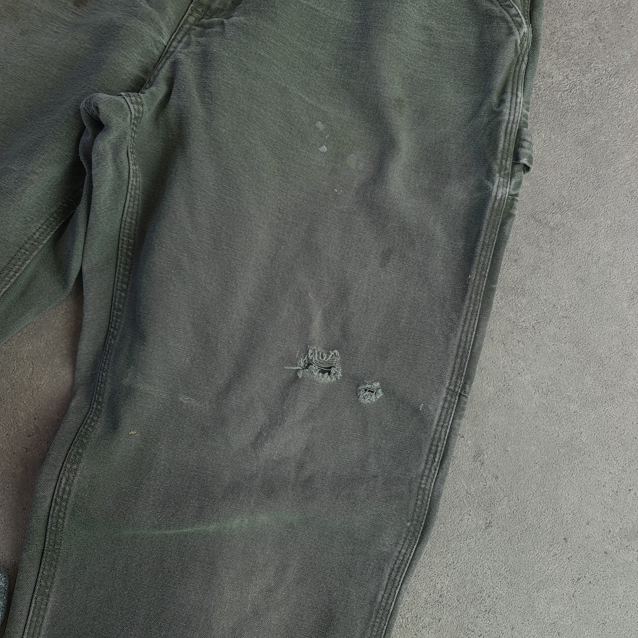 Carhartt B11MOS Distressed Carpenter Jeans