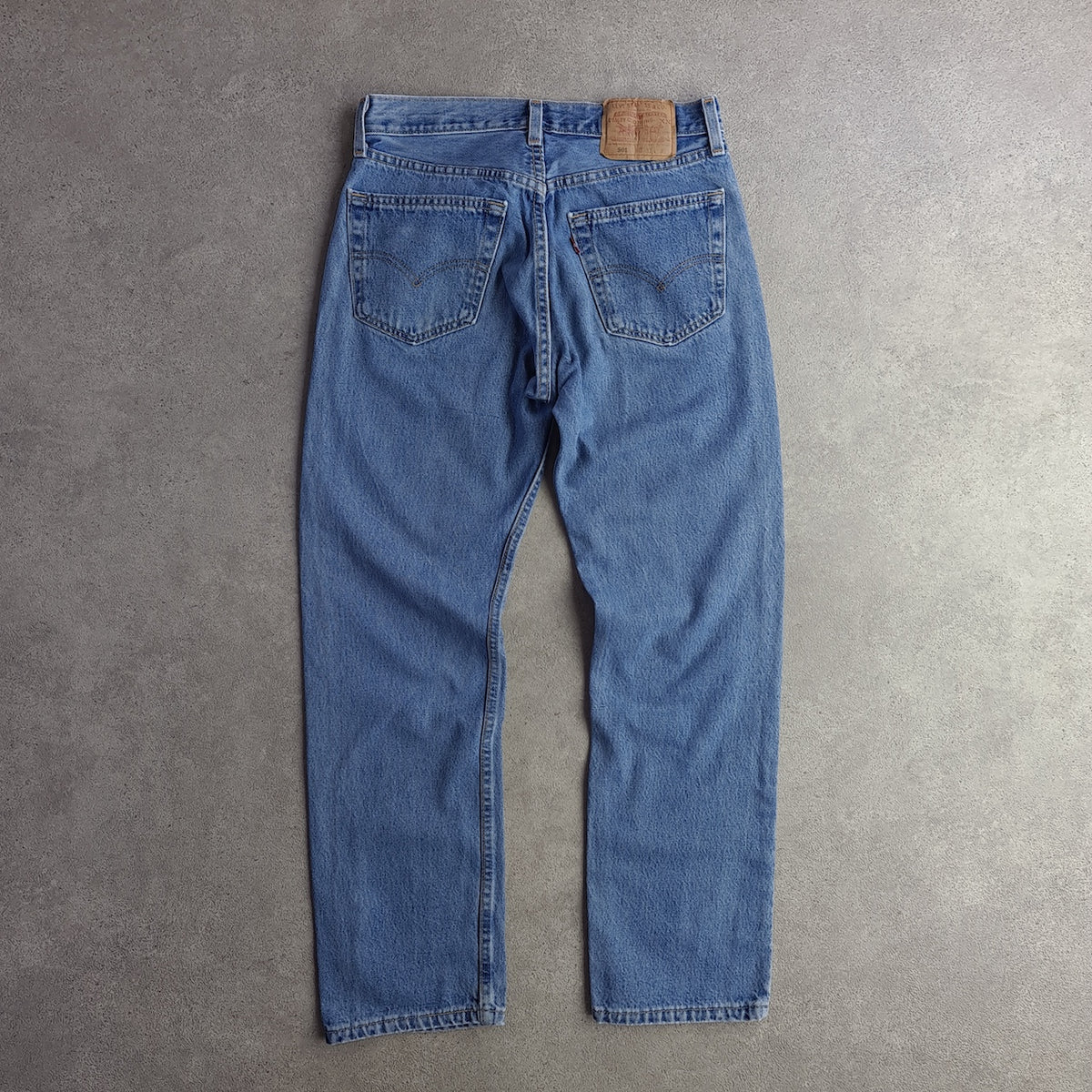 Y2K Levi's 501 Medium Stonewash Jeans