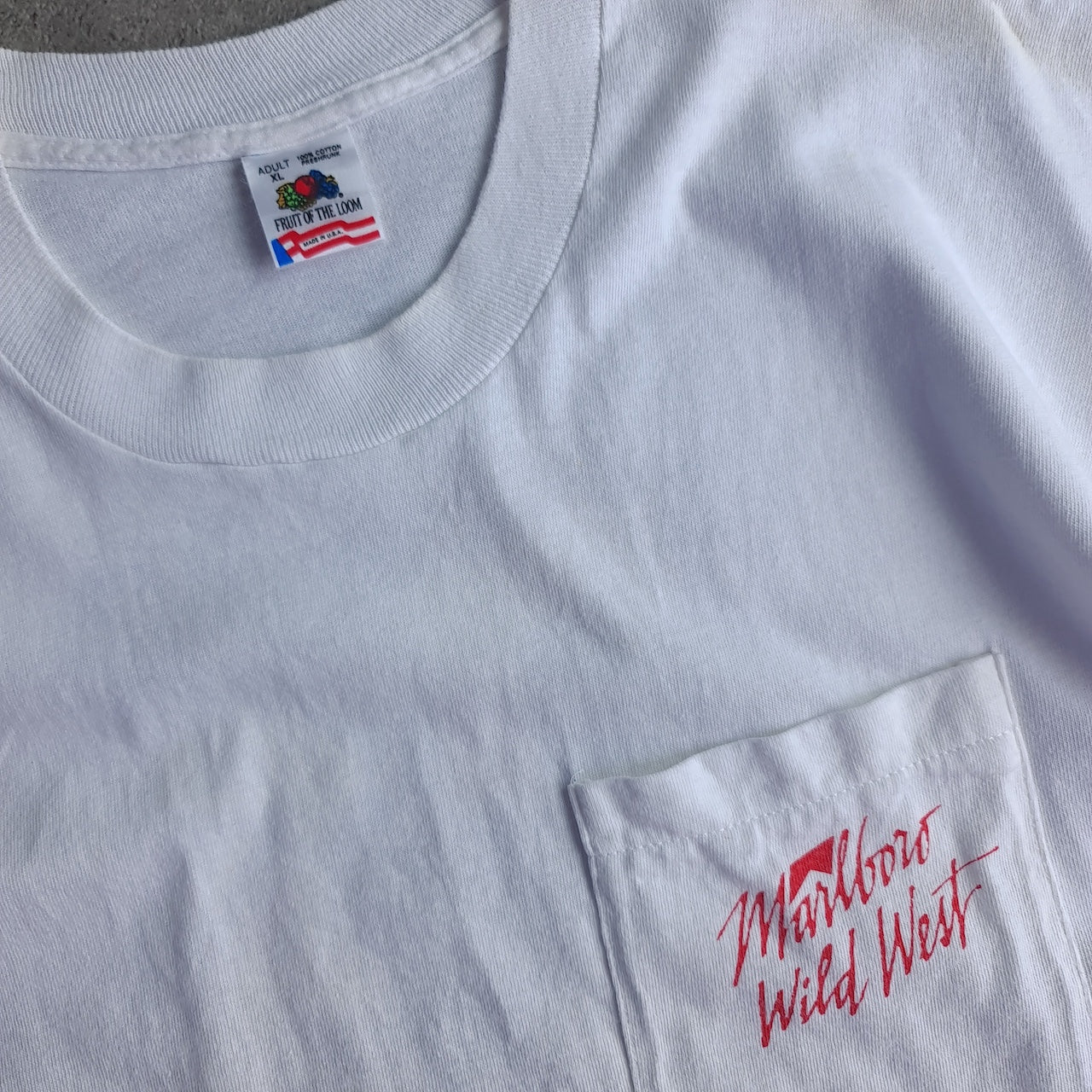 Vintage 90s Marlboro Wild West Back Graphic T-Shirt