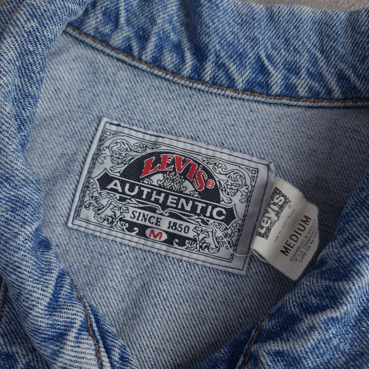 Vintage 90s Levi's Denim Trucker Jacket