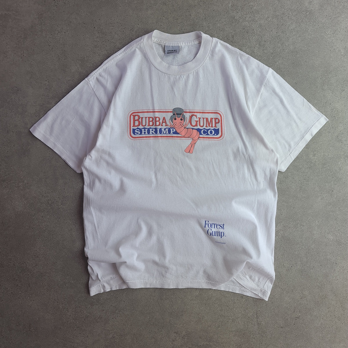 Vintage 90s Forrest Gump Bubba Gump Shrimp T-Shirt