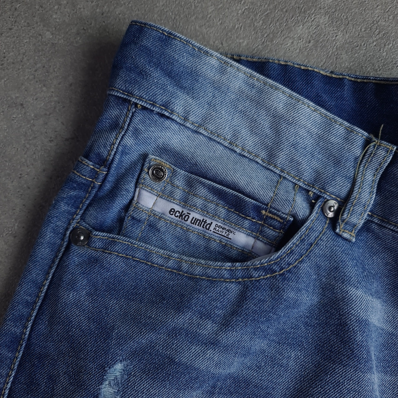 Y2K Ecko Unltd Distressed Baggy Denim Jorts