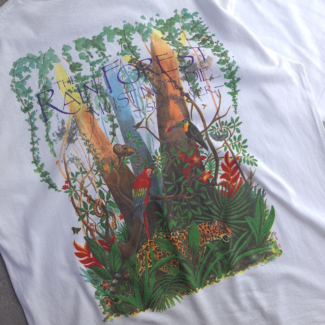 Vintage The Rainforest Must Not Die Back Print T-Shirt
